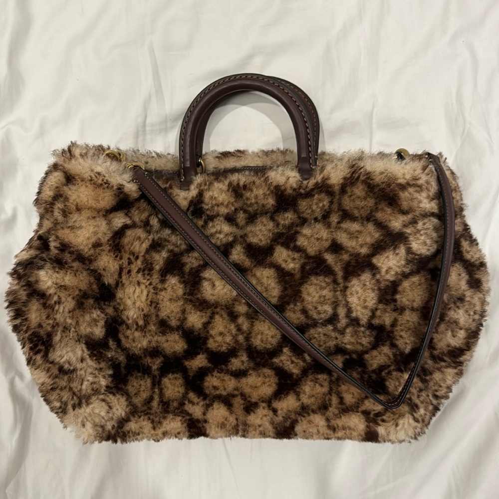 COACH SHERPA BAG